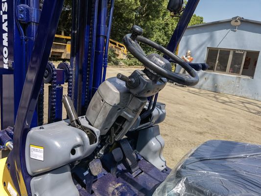 1200mmフォーク長 コマツー FD30-14 3TON レストラン用フォークリフト 中古 2ステージ 3ステージ