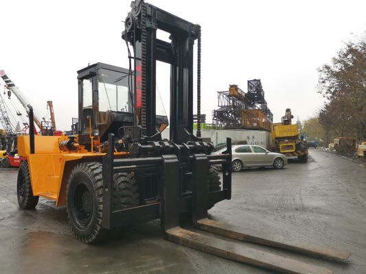 TCM 20トンのディーゼルフォークリフト FD200 FD250 容器用 重荷用 良好な状態