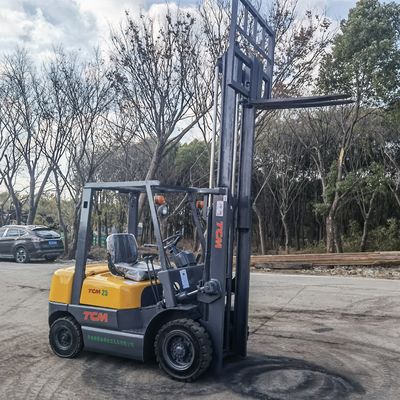 2.5トンのTCMフォークリフト FD25T5 標準的な総寸法を持つ2.5トンのフォークリフト
