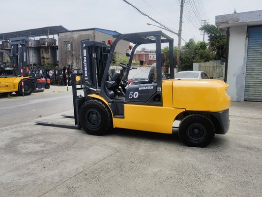 1200mm フォーク幅 手動電源 使用済み コマツー FD50 5トンのフォークリフト 状態良好