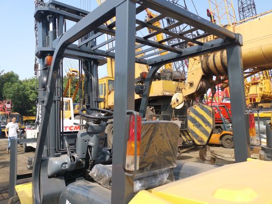 日本 コマツー 5T FD25 FD30T-16 ディーゼルフォークリフト 総寸法 2.7*1.2*2.1m