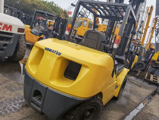 中古のコマツー 5トンディーゼルフォークリフト FD50-10 FD50-7 2段マストのフォークリフト