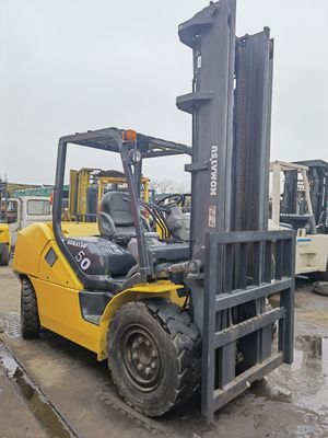 上海 インストック コマツー FD50-10 5トンのフォークリフト 2.5トンの3トンの3.5トンの5トンの7トンの15トンの