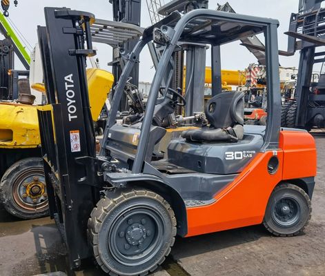 3000 kg ガソリンエンジン トヨタ 8F30 重荷用水力ディーゼルフォークリフト