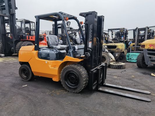 トヨタ5トンのフォークリフト 既成FD50 7f50 8f30 3トンのフォークリフト 5トンのディーゼルフォークリフト