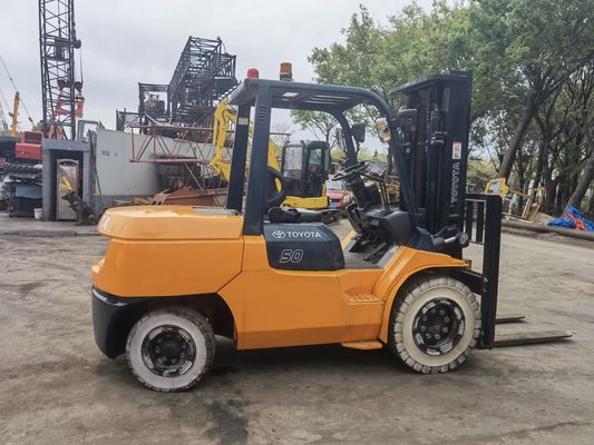 中古トヨタ 4トン 4.5トン 5トン ラジエーターフォークリフト ディーゼルフォークリフト トラック FD40 FD45 FD50