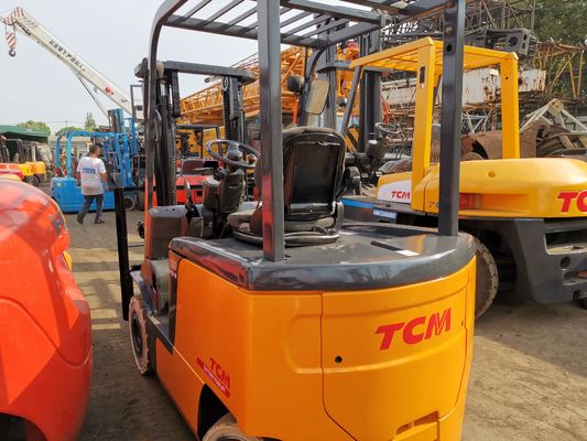 TCM FB25-7 電動電池用フォークリフト 容量1.5-4.0トン 常用フォーク幅