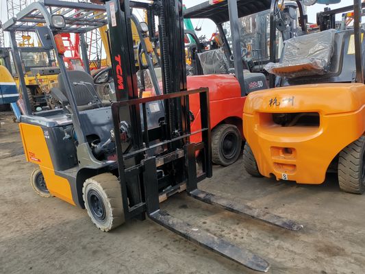TCM FB25-7 電動電池用フォークリフト 容量1.5-4.0トン 常用フォーク幅