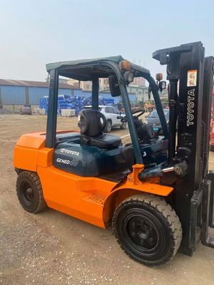 中古TOYOTA FD40.4 トン 2 段階 マスト 3m 4m 4.5m 重量 KG 4000 kg