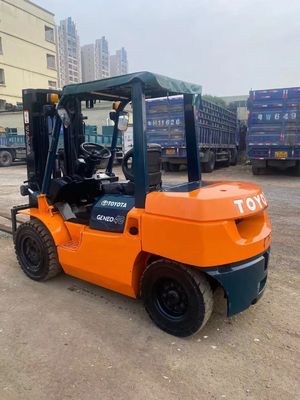 オリジナルTOYOTA エンジン使用フォークリフト トヨタ 7FD50 3TON 4TON 5TON