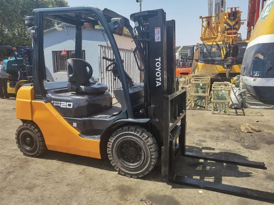 2000kg トヨタ 8f20フォークリフト 直売 2.5tons 3tons 4tons 7tons 10tons 割引 ストック