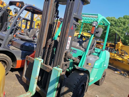 中古 三?? 5.5 トン ディーゼルフォークリフト 良好な状態 日本 原産 上海
