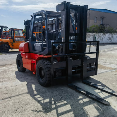 日本 イスズウ エンジン 7 トン トヨタフォークリフト フォーク位置調節器と通常のフォーク長さ