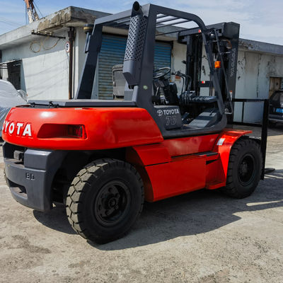 日本 イスズウ エンジン 7 トン トヨタフォークリフト フォーク位置調節器と通常のフォーク長さ