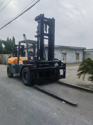 体重 KG 10000 kg 状態良好 Tcm 10トンのフォークリフト FD100 中古スタッカー 日本原産