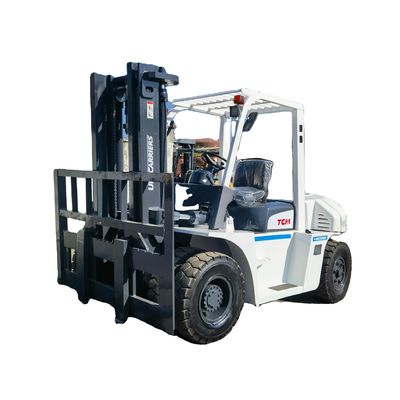 6 トン 7 トン ディーゼルフォークリフト用の良好な状態のTCM FD60 FD70フォークリフト