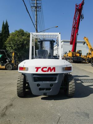 6 トン 7 トン ディーゼルフォークリフト用の良好な状態のTCM FD60 FD70フォークリフト