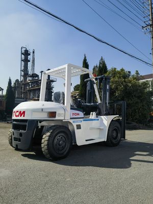 6 トン 7 トン ディーゼルフォークリフト用の良好な状態のTCM FD60 FD70フォークリフト