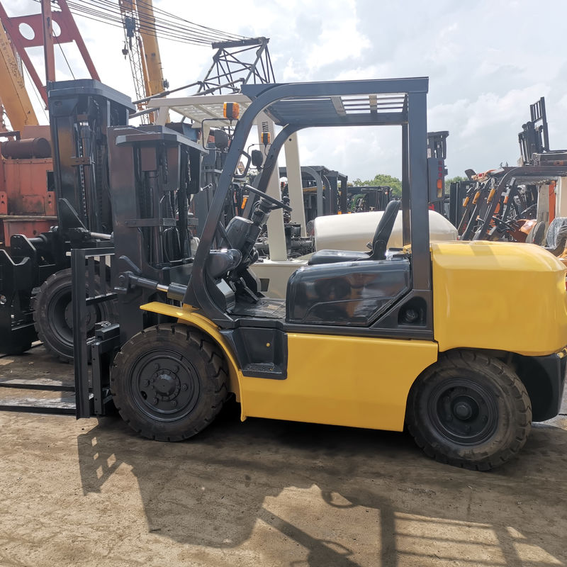 4000 kg 体重 日本における小型ディーゼルフォークリフト コマツー FD30 FD40 FD50 3トン 4トン 5トン