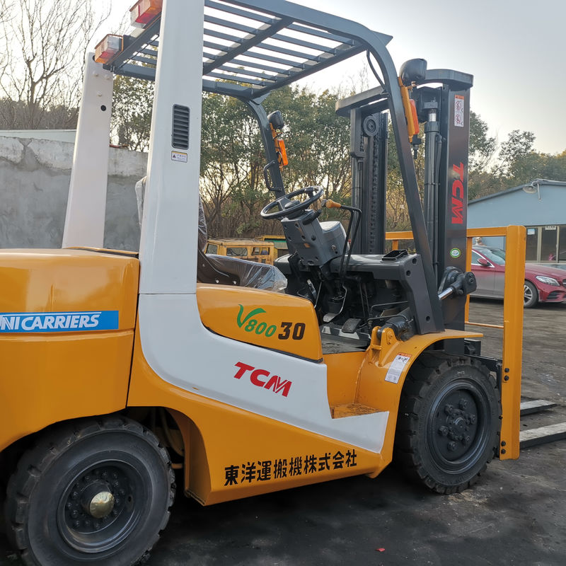 格安なTCM FD30T6フォークリフト 3トンの容量 小売業と建設業