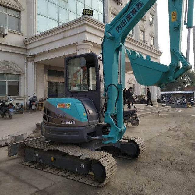 最大持ち上げ高度 44m 2021 日本用 5.5 トンのKOBELCO SK55 SK55SR-3ミニ掘削機