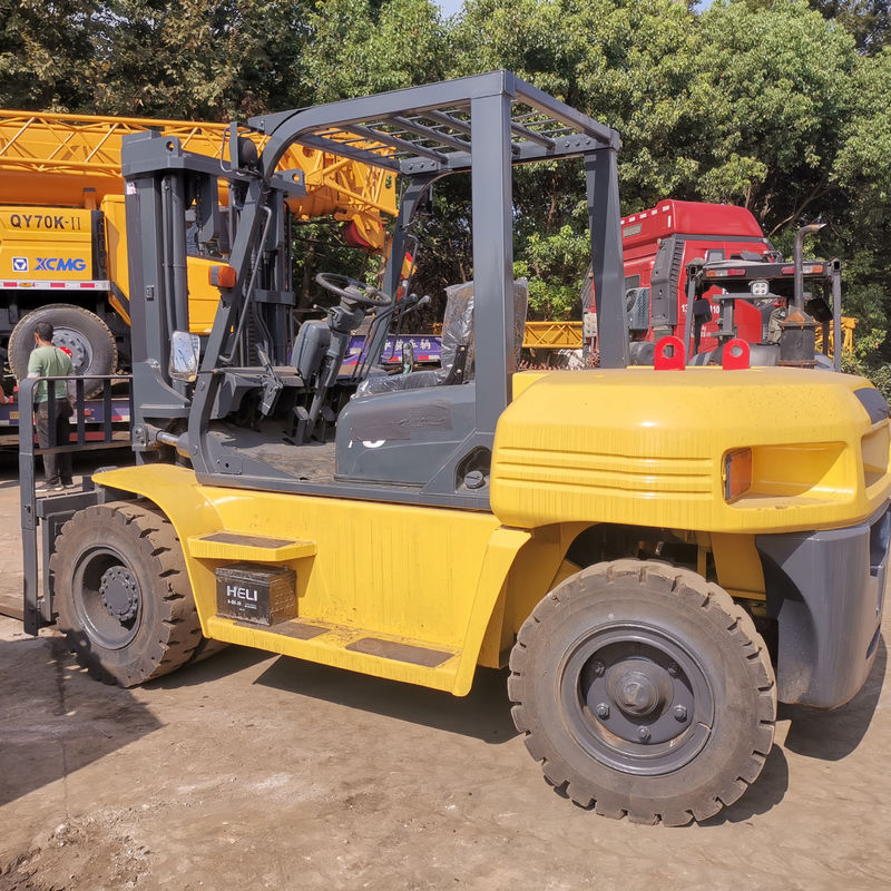 日本製7トンコマツシFD70 中古フォークリフト 1200mmフォーク長とディーゼルパワー