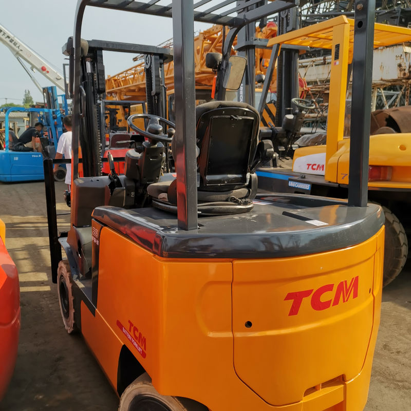 中古電気フォークリフト TCM FB25-7 2.5 トン 4 輪型 1.5 トン 2 トン 3 トン 3.5 トン 4.0 トン