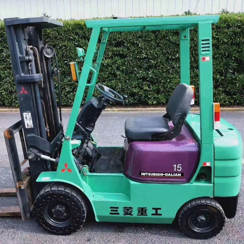 日本技術とISUZU YANMARエンジンを搭載した三?? 1.5トンのディーゼルフォークリフト