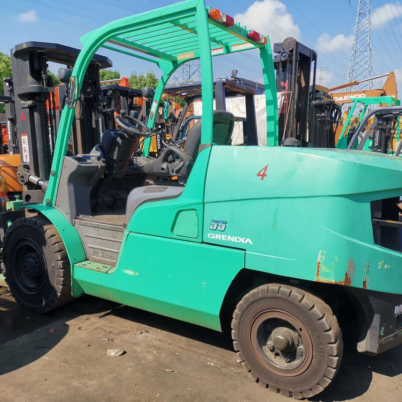 中古 三?? 5.5 トン ディーゼルフォークリフト 良好な状態 日本 原産 上海