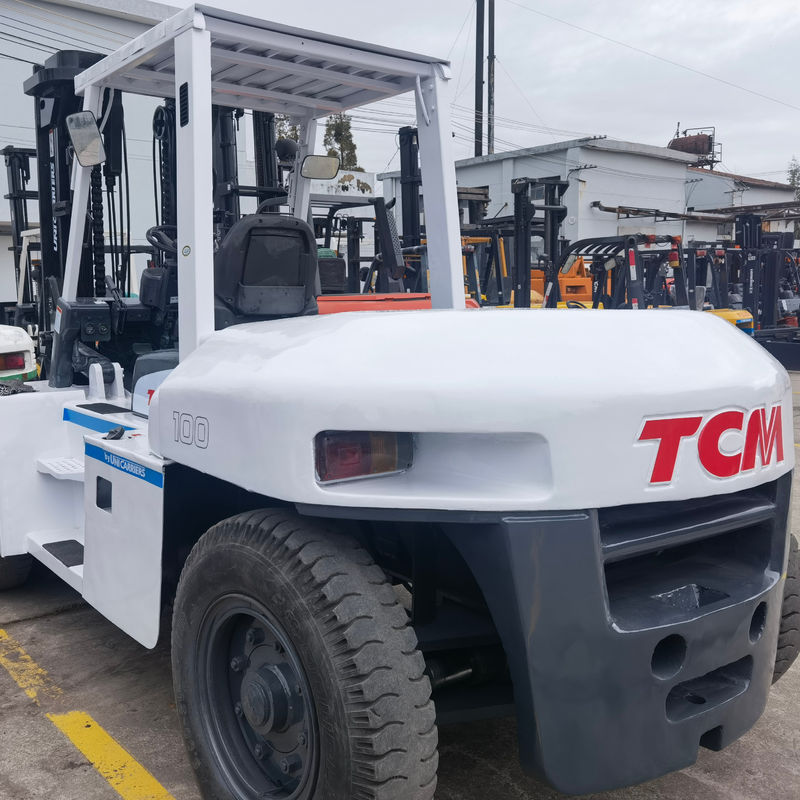消費量 10 トン TCM FD100Z 2 ステージ 4 メートル 機械修理工場用フォークリフト