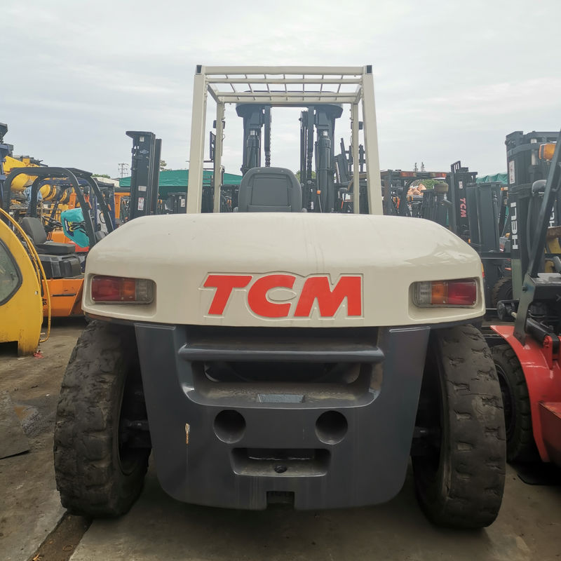 10トンの3mフォークリフト ディーゼルエンジンと通常のフォーク長さの使用TCM FD100フォークリフト