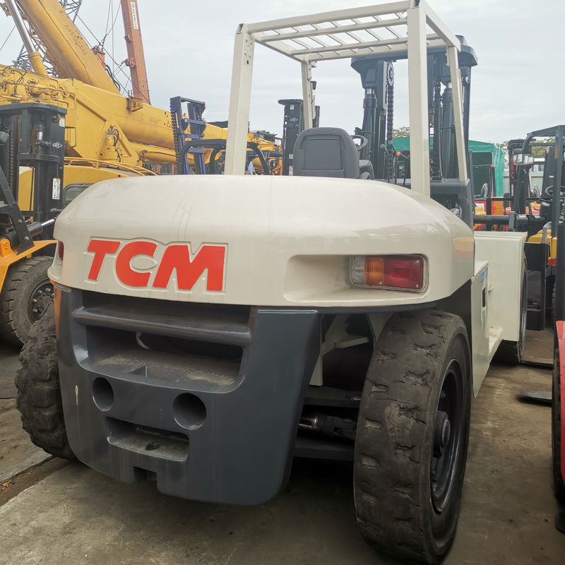 10トンのTCMフォークリフトFD100 上海でディーゼルエンジン 日本 中古品・衣料品店