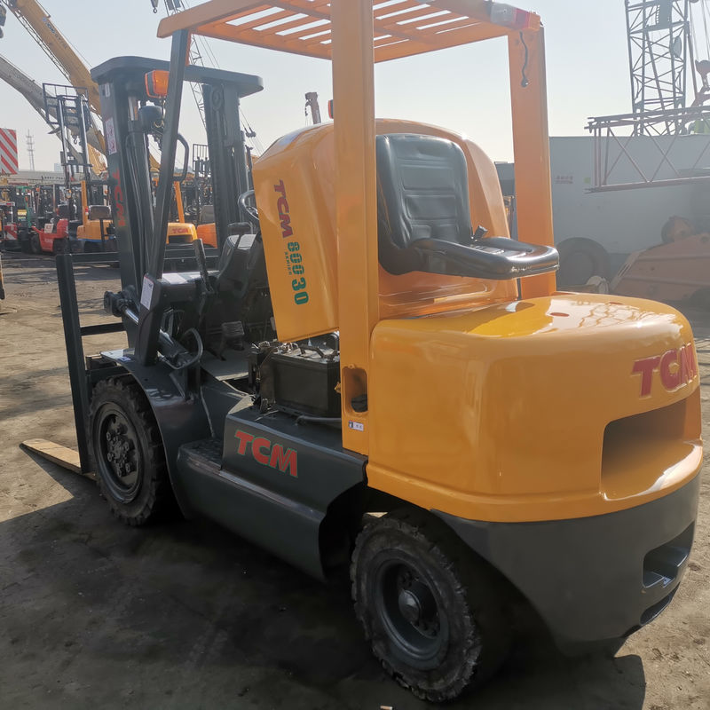 日本製の3トンのディーゼルフォークリフト FD30 FD50 FD70